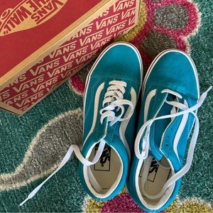 Brand New Old Skool Vans - Caribbean Sea - Women’s size 6.5 / Men’s 5